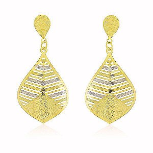 Brinco Pétalas Detalhes Ródio Banho Ouro Quebec 18k