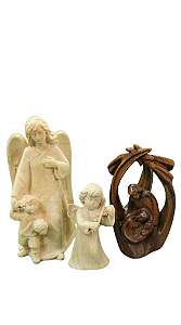 Conjunto Anjo 8,5 cm, Anjo 4,9 cm & Sagrada Família 7,5 cm.