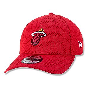 Boné New Era Miami Heat NBA 940 Urban Tech Sport Vermelho