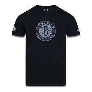 Camiseta New Era Brooklyn Nets NBA Core Surton Preto