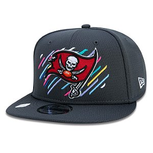 Boné New Era Tampa Bay Buccaneers 950 Crucial Outubro Rosa