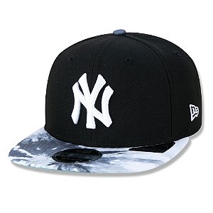 Boné New Era New York Yankees 950 Retro Soundtrack Tie Dye