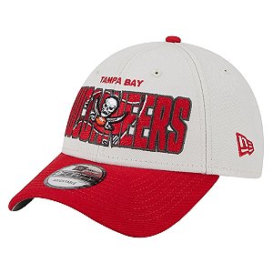 Boné New Era Tampa Bay Buccaneers 940 NFL Draft Bege