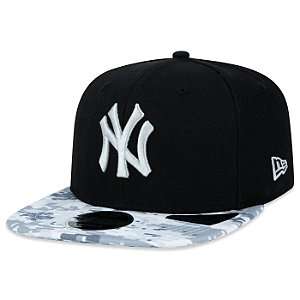 Boné New Era 950 New York Yankees Core MLB Preto Camuflado