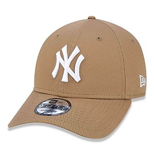 Boné New York Yankees 940 White on Wheat - New Era