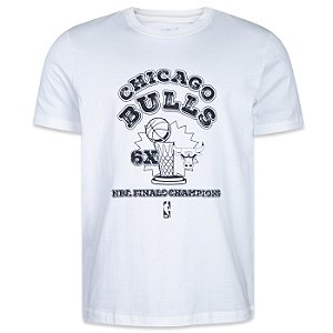 Camiseta New Era Chicago Bulls Core Off White