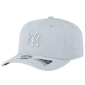 Boné New Era 950 New York Yankees X-Metal Cinza