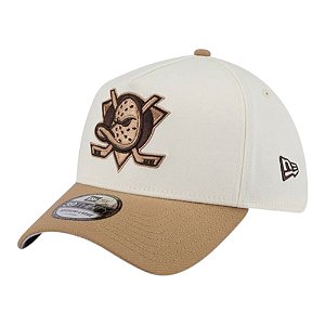Boné New Era 3930 A-Frame Sandy Bay Anaheim Ducks Off White