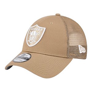 Boné New Era 940 Las Vegas Raiders Trucker NFL Caqui