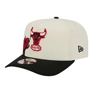 Boné New Era 950 A-FRame Chicago Bulls Hardwood Off White