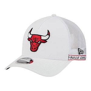 Boné New Era 940MC A-Frame Chicago Bulls Tape Branco