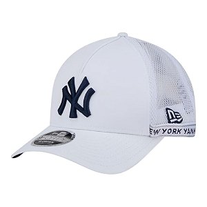 Boné New Era 940MC A-Frame New York Yankees Tape Branco