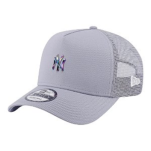 Boné New Era 940 A-Frame New York Yankee Trucker Badge