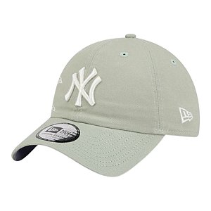 Boné New Era Stitched Flowers New York Yankees Verde Claro