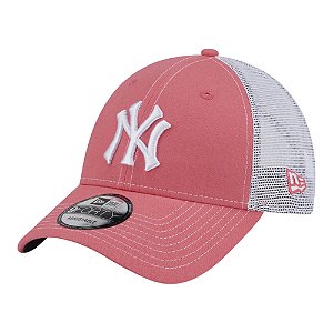 Boné New Era 940tr Resort New York Yankees Rosa