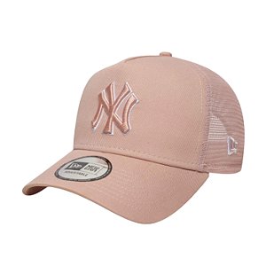 Boné New Era Outline Trucker New York Yankees Rosa