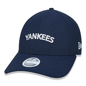 Boné New Era New York Yankees 940 College Script Women