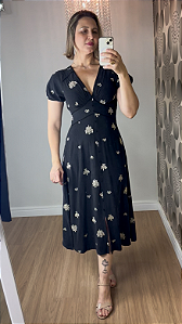 Vestido Midi Preto com Estampa Delicada