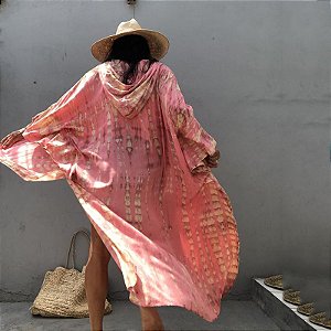 Kimono Bohemian Estamparia Tie Dye Rosa com Capuz