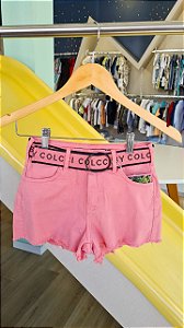 SHORT SARJA TAY COM CINTO ROSA BOEMIA - COLCCI