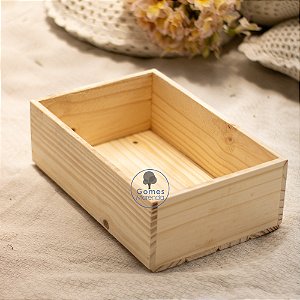 Caixa Alta Retangular de Madeira Pinus M 20x30x10cm