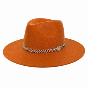 DUPLICADO - CHAPÉU FEDORA FERRUGEM UNISSEX CORRENTE SETAS DOURADAS ABA RETA 7,5 CM