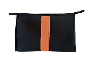 Necessaire Trancoso neoprene preto com faixa laranja