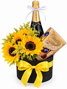 Luxuoso Box de Girassóis com Chandon e Lindt