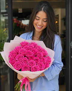 Mega Buquê de 50 Rosas Na Cor Pink