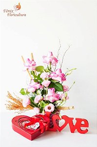 Amor com Rosas Importadas & Caixa De Bombons