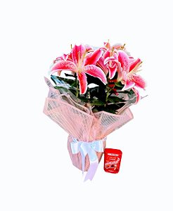 Lírio Rosa Plantado Com Chocolate Lindt 75G