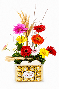 Arranjo de Gerberas Coloridas com Ferrero Rocher