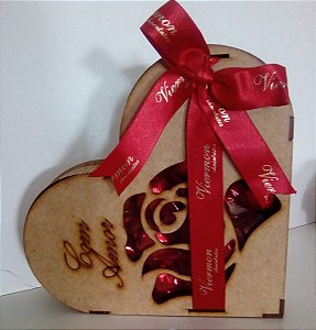 Coração de chocolate de madeira