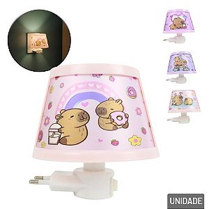 Luminária Tomada Bivolt Capivara Sortida