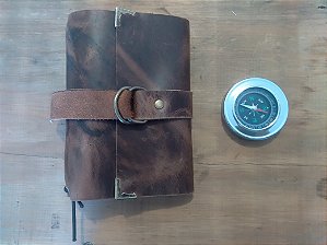 Caderno de Couro com Fivela A5