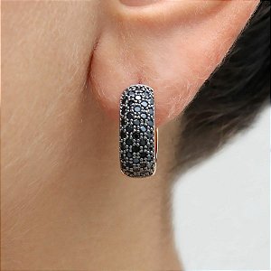 Brinco zirconia negra