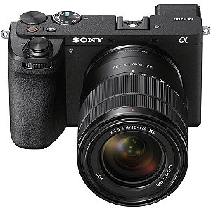 Câmera SONY A6700 + 18-135MM (BLACK)