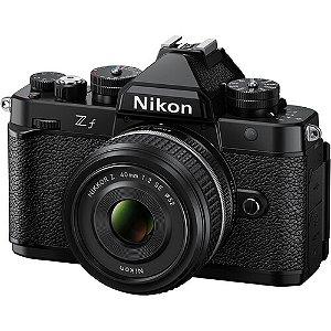 Câmera NIKON Zf + 40mm f/2 (SE)