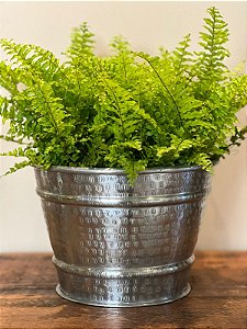 Cachepot em Alumínio - Martelado - 24CM