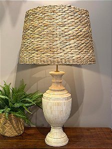 Abajur de Osso - Com Cúpula de Palha