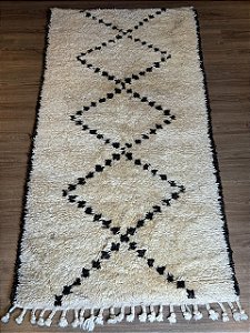 Tapete Marroquino - Beni Berber Ourain - Lã de Ovelha Artesanal - 2,0MT X 0,94MT
