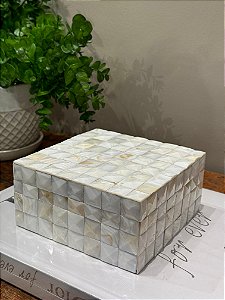 Caixa Decorativa - Madrepérolas - M