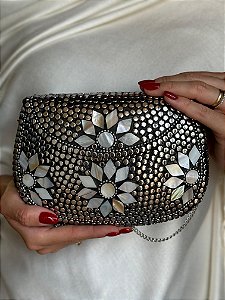 Bolsa Clutch em Metal - Madrepérolas e Prata - Com Alça