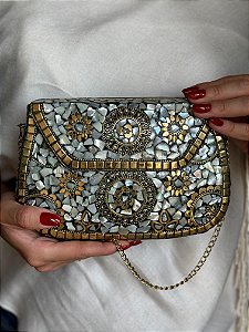 Bolsa Clutch em Metal - Madrepérolas e Dourado - Com Alça