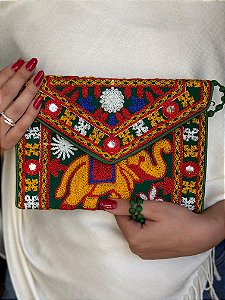 Bolsa Clutch - Tecido - Bordado - Elefante - Verde Escuro e Colorido