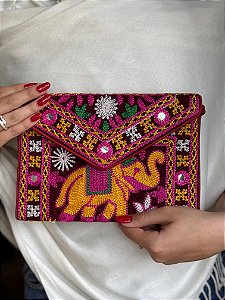 Bolsa Clutch - Tecido - Bordado - Elefante - Vinho e Colorido