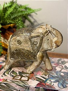 Elefante - Madeira - Pintado à mão - Bege e Dourado - 19CM