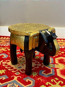 Banqueta Elefante - Madeira - Pequeno - Aplique em Metal - Marrom e Dourado