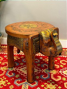 Banqueta - Elefante - Madeira - Pintado à mão - Marrom e Dourado - GG