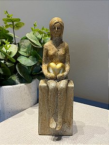 Escultura Mulher Decorativa - Resina